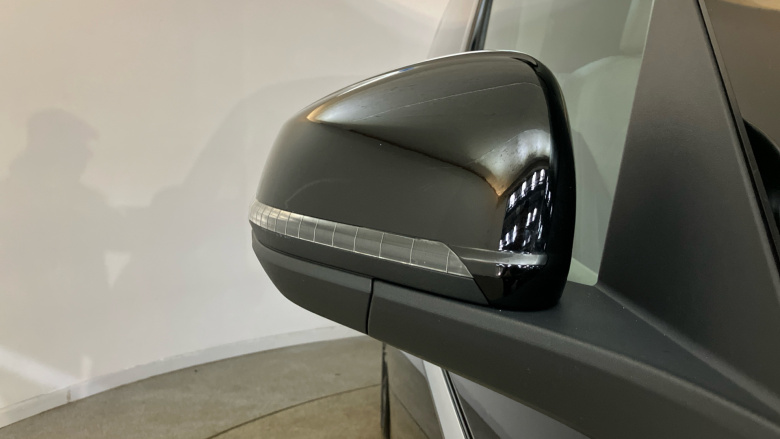 Volkswagen Multivan 2.0 TDI Style 5dr DSG Diesel Estate